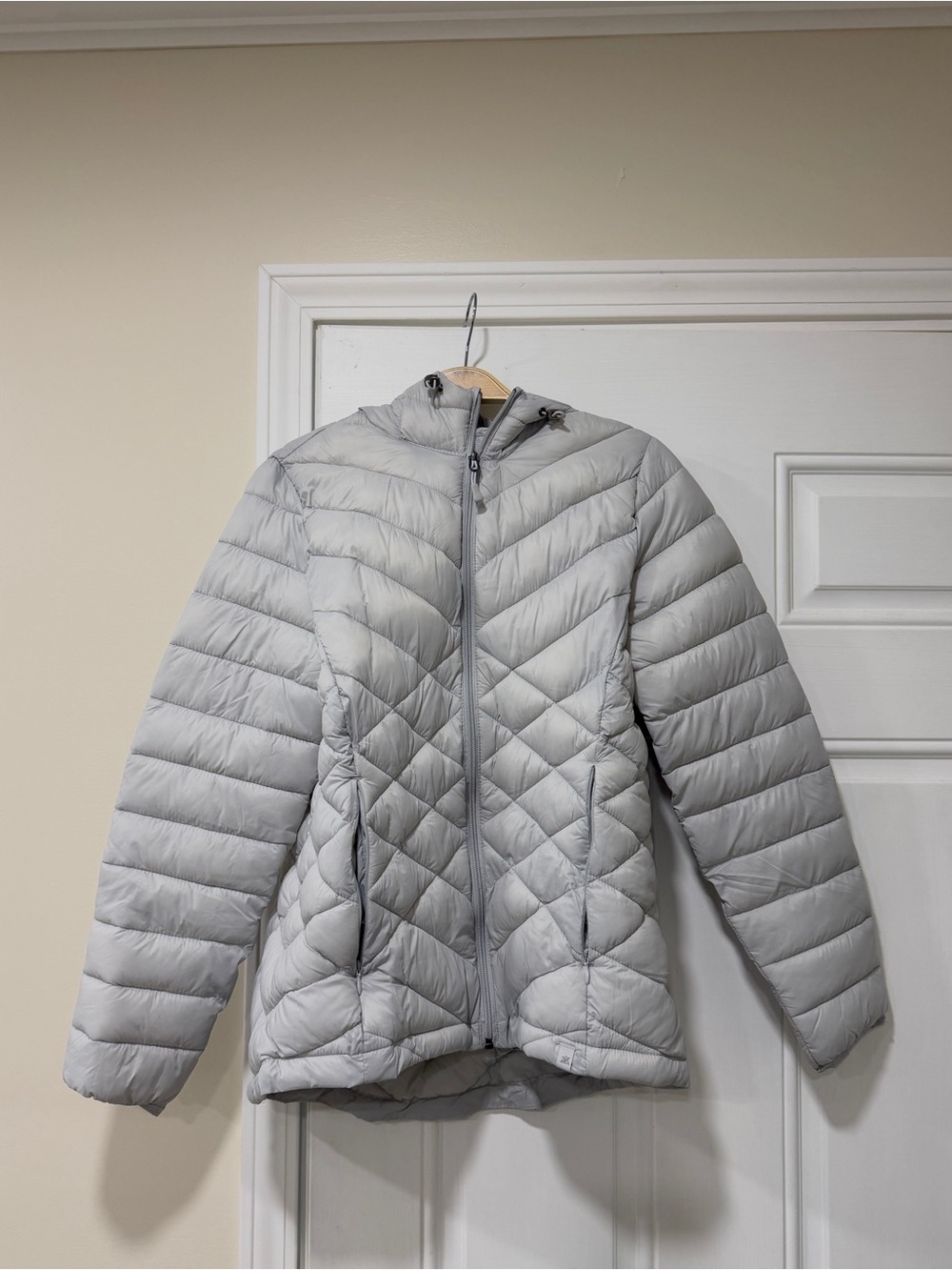 ZeroXposur Light Gray Quilted Packable Puffer Jacket